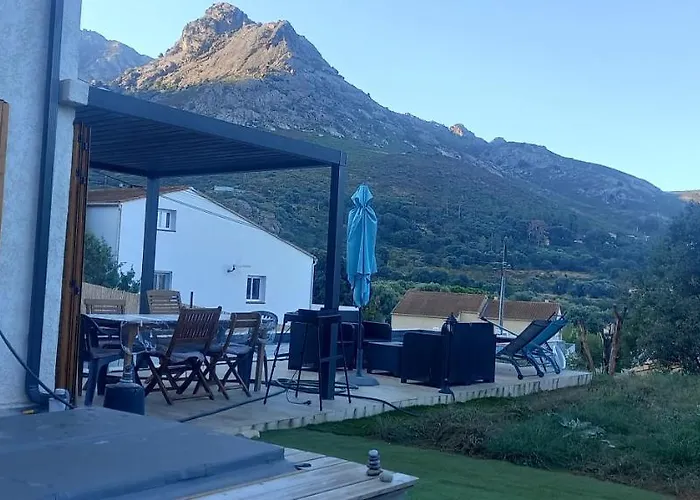 Maison Neuve Vue Imprenable Piscine Et *